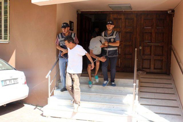 Sahte Para Ile Internet &Uuml;zerinden Cep Telefonu Alan Şebekenin 2 &Uuml;yesi Yakalandı 1