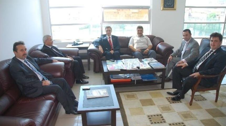 Cumhurbaşkanlığı Başdanışmanı Gemlik Belediyesi&rsquo;ni Ziyaret Etti