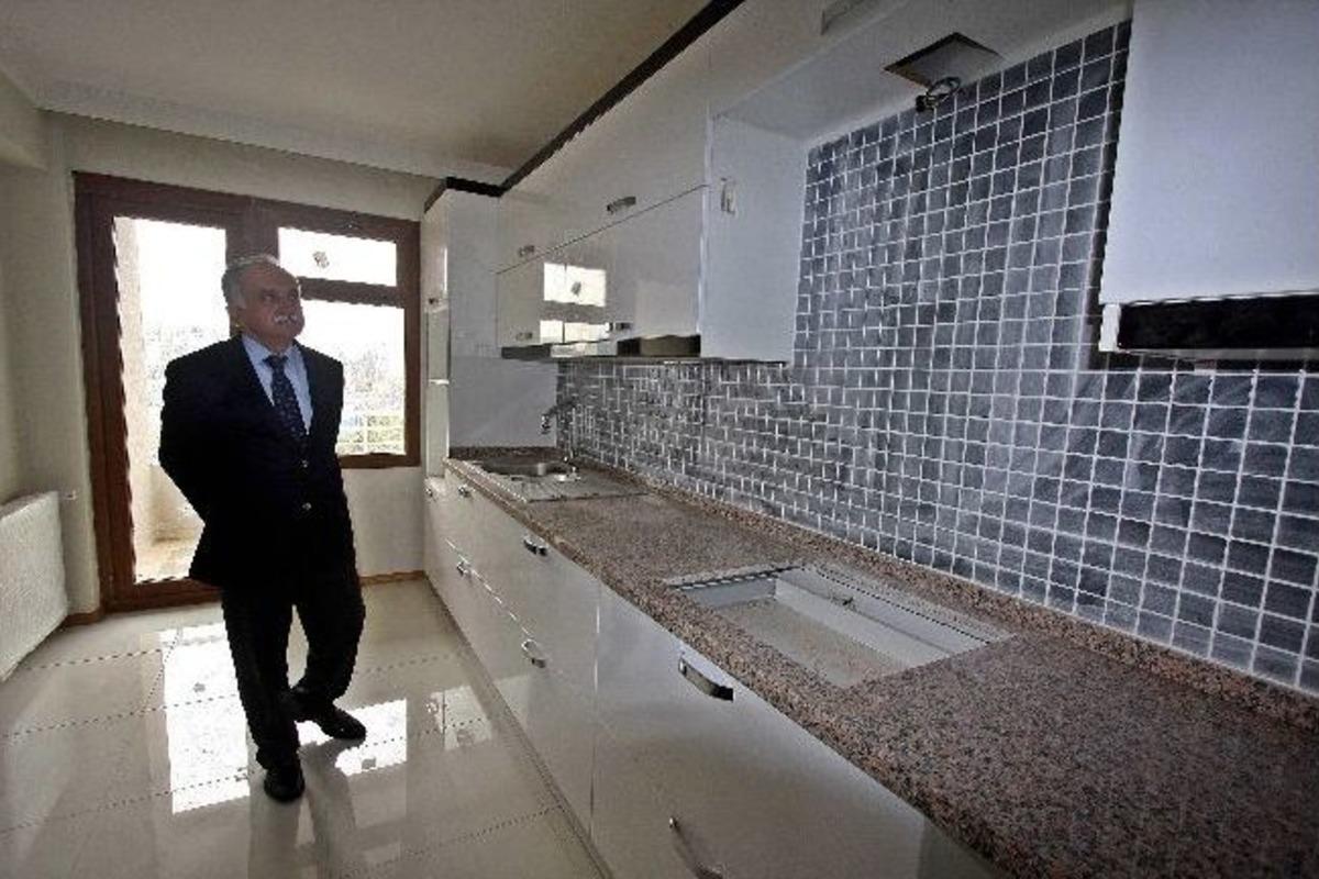 Bayraklı Belediyesi, Daire Satıp Hizmete D&ouml;n&uuml;şt&uuml;recek