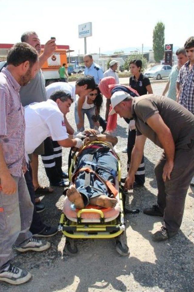 Sarıg&ouml;l&rsquo;de Trafik Kazası: 1 Yaralı 2