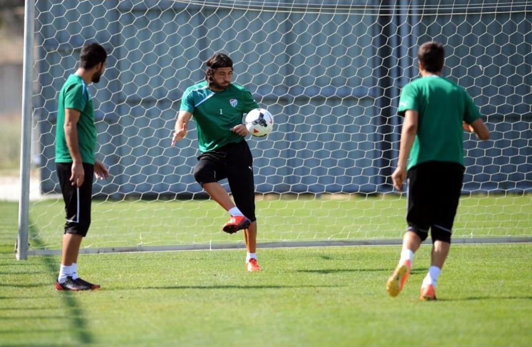 Bursaspor&rsquo;un Galatasaray Mesaisi Devam Ediyor