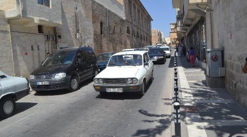 12 Eyl&uuml;l Caddesi Esnafı Dertli