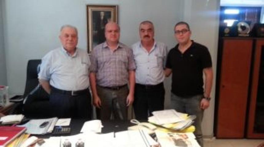 Ak Parti İl&ccedil;e Başkanı Emeksiz&rsquo;den İş Adamı Yurtbay&rsquo;a Ziyaret