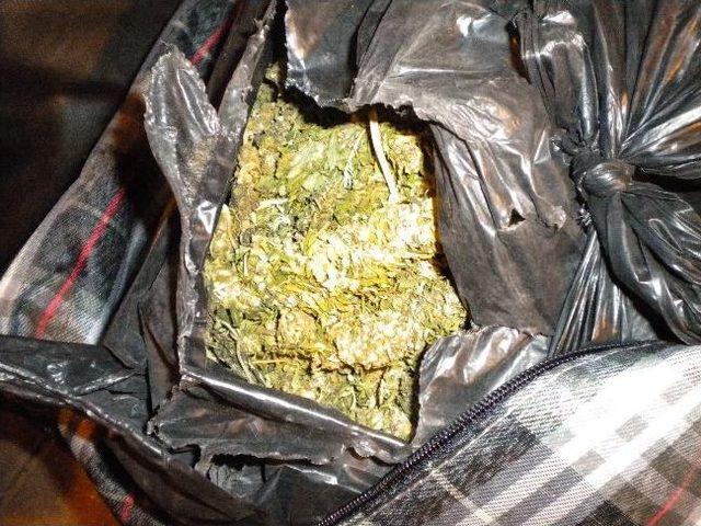 Siverek te 19 Kilo Esrar Ele Ge&ccedil;irildi 2