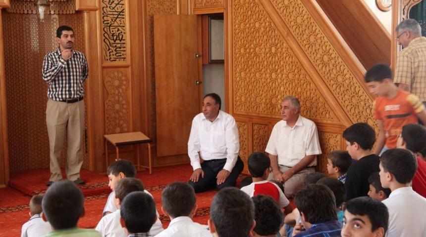 Elazığ Belediyesi 6 Bin Adet Kuran-ı Kerim Dağıttı