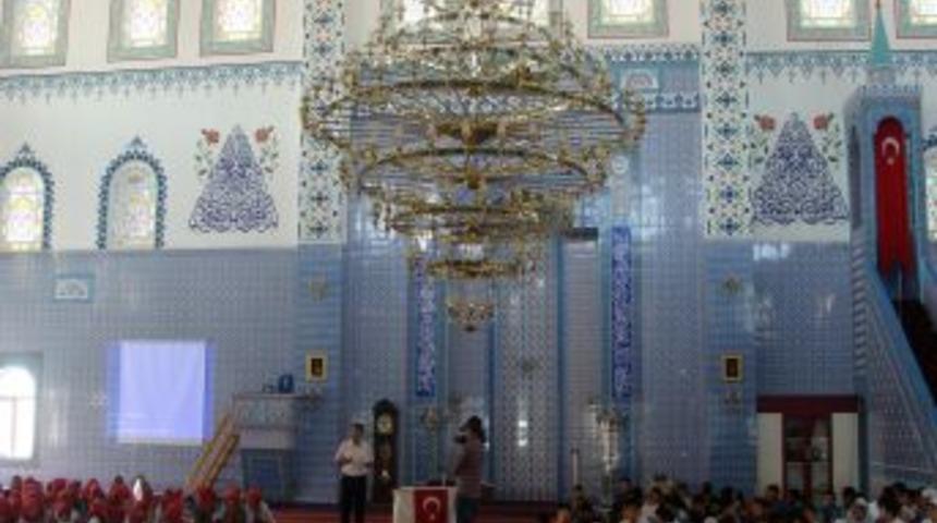 Camilerde Yaz Kursları Sona Eriyor