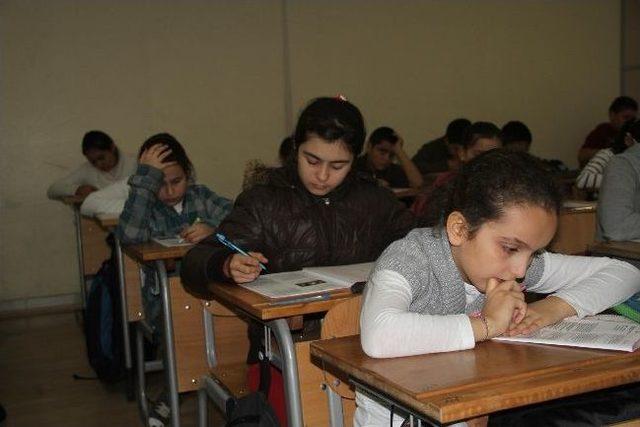 Derslere Destek Merkezi 2&rsquo;inci Yılında Doludizgin 3