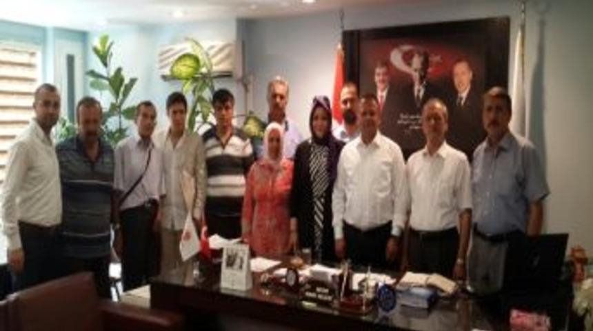 G&uuml;m&uuml;şkonaklılar Derneği&rsquo;nden Ak Parti&rsquo;ye Ziyaret