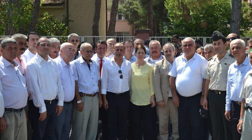 Kozanlılar Kaymakamını Uğurladı