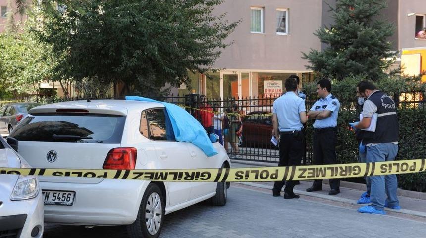 Esenyurt'ta 3 Kurşunla Infaz