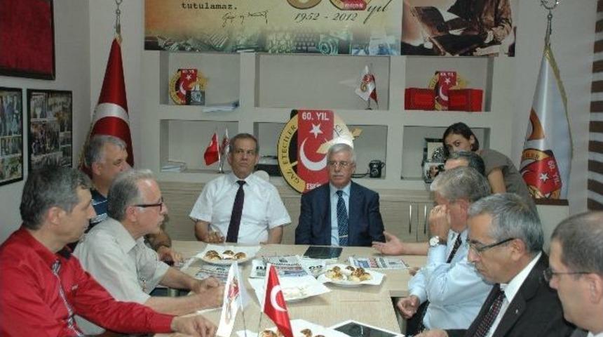 A&uuml; Rekt&ouml;r&uuml; Aydın, Gazeteciler Cemiyetinin Konuğu Oldu
