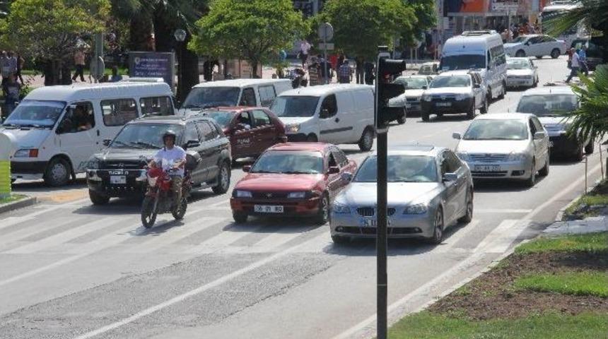 5 Yılda 74 Bin 112 Ara&ccedil; Trafiğe &Ccedil;ıktı
