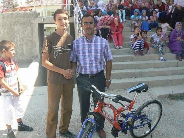 Osmanlı Camii nde Yaz Kur&rsquo;an Kursu Kapanış Programı 1