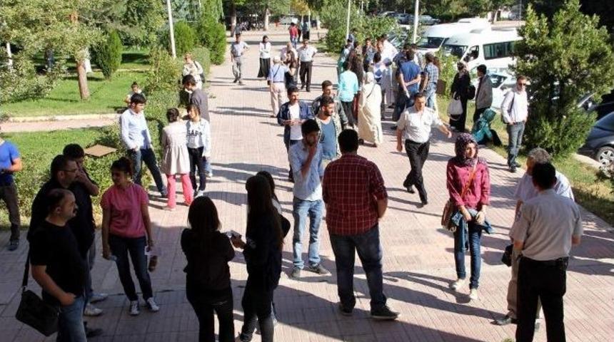 C&uuml;&rsquo;de Resim &Ouml;ğretmenliği B&ouml;l&uuml;m&uuml; Yetenek Sınavları Başladı