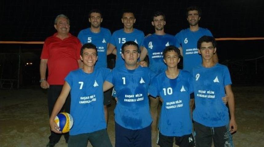 Plaj Voleybolunda Şampiyon Belli Oluyor