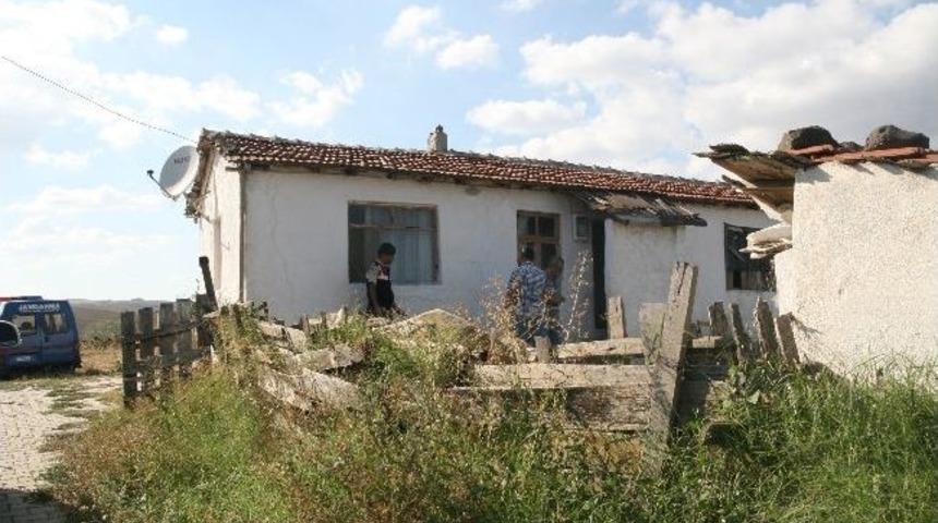 &Ccedil;ektiği Acılara Dayanamayınca İntihara Kalkıştı