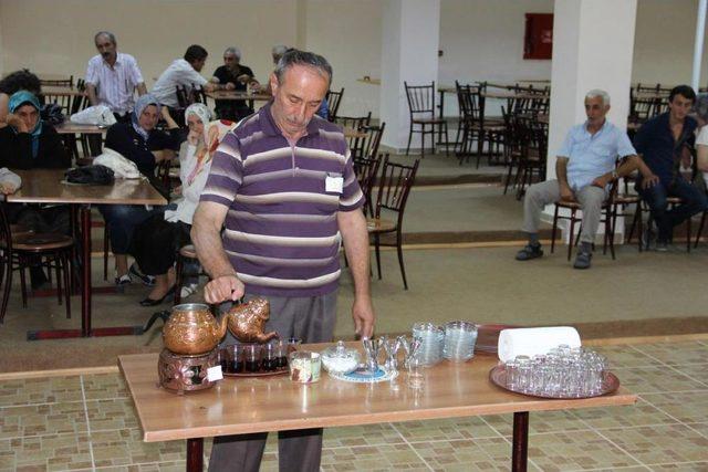 Pazar’da En İyi Çay Demleme Ve Sunma Yarışması Yapıldı 1