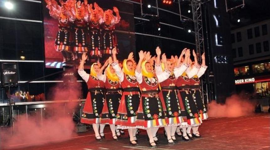 17. T&uuml;rk D&uuml;nyası G&uuml;nleri, G&ouml;khan &Ouml;zen Konseriyle Başlıyor