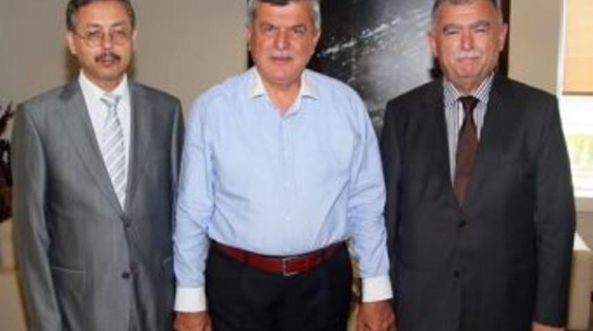 Kaymakamlardan veda ziyareti