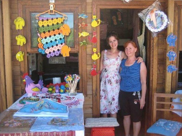 İzmek Kursiyerleri El Emeklerini Satıyorlar 1