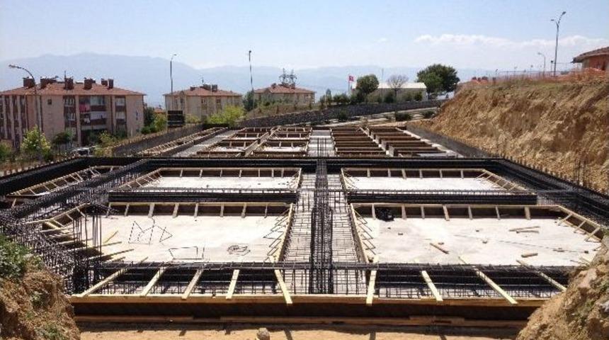 İzmit Ayazma&rsquo;daki Kapalı Pazarın Temeli Atılıyor