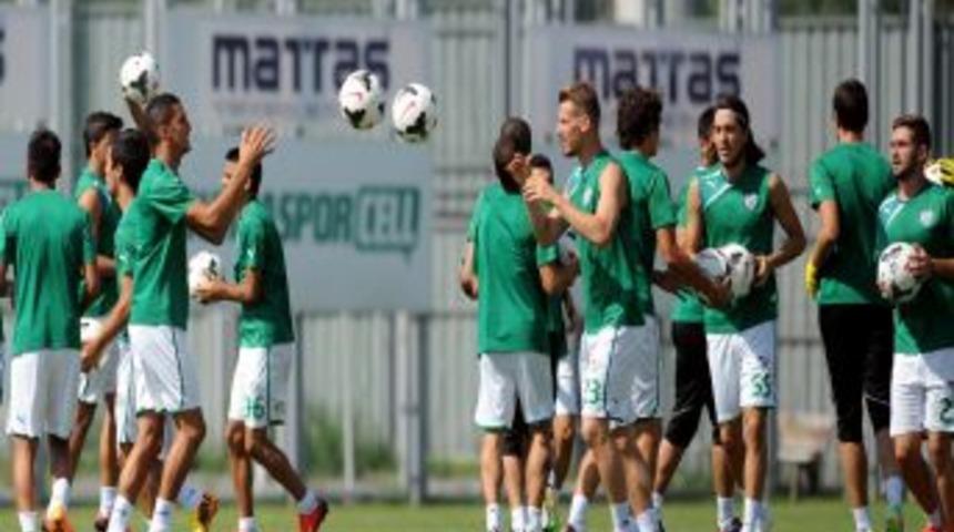 Bursaspor, Galatasaray Ile Evinde Oynadığı 5 Ma&ccedil;ın 4&rsquo;&uuml;n&uuml; Kazandı