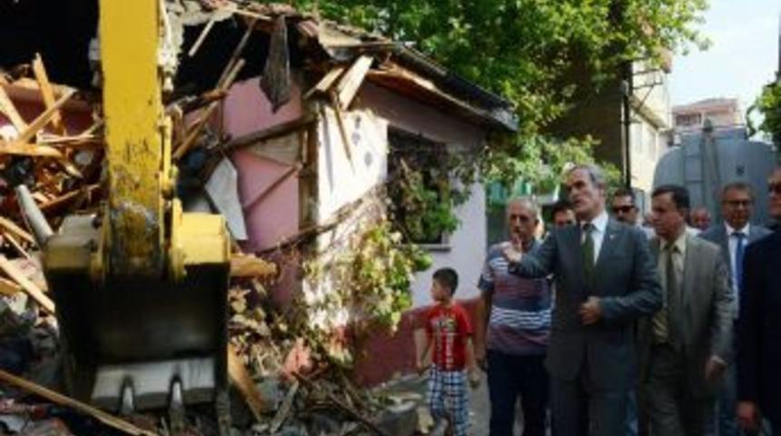 Bursa'da Mahalleler Yıkımla Nefes Alıyor