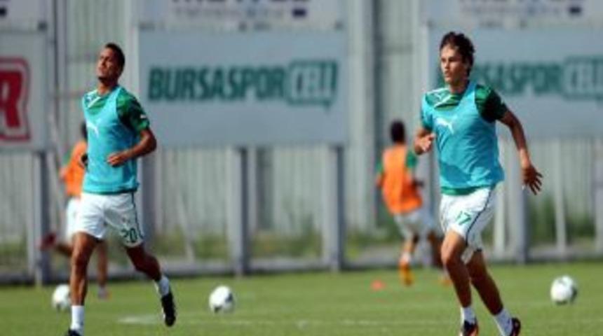 Bursaspor, Kapılarını D&uuml;ş D&uuml;nyaya Kapattı