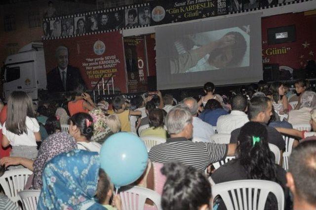 Sanat Tırı Ptt Evleri&rsquo;nde 1