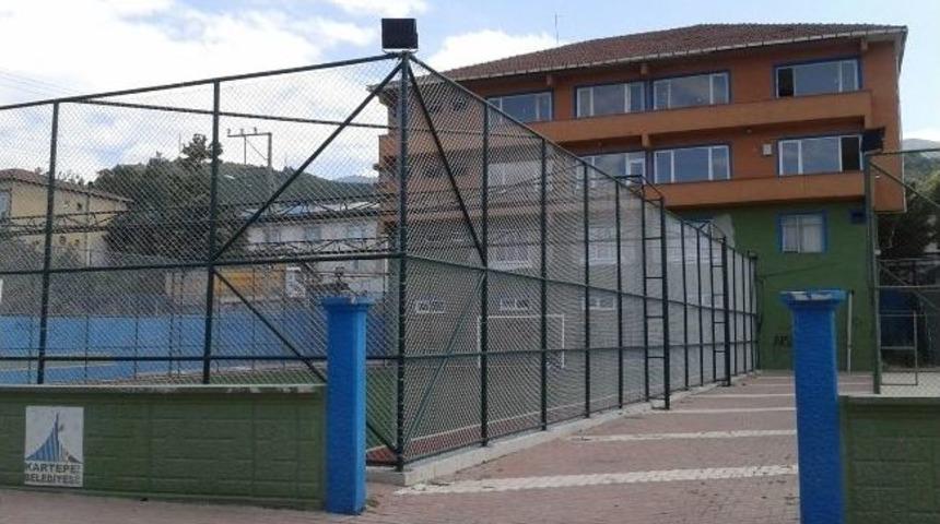 Kartepe Arslanbey Futbol Sahası Yenilendi