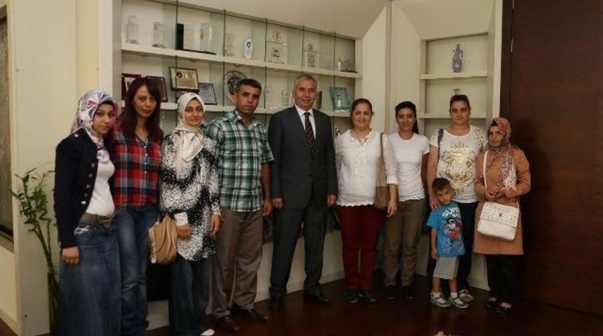 Şanlıurfalı Kadınlardan Başkan Zolan'a Ziyaret