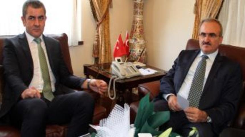 Bursa Valisi M&uuml;nir Karaloğlu: Beşiktaş Ile Olan Kavgayı Da Bitirmemiz Lazım