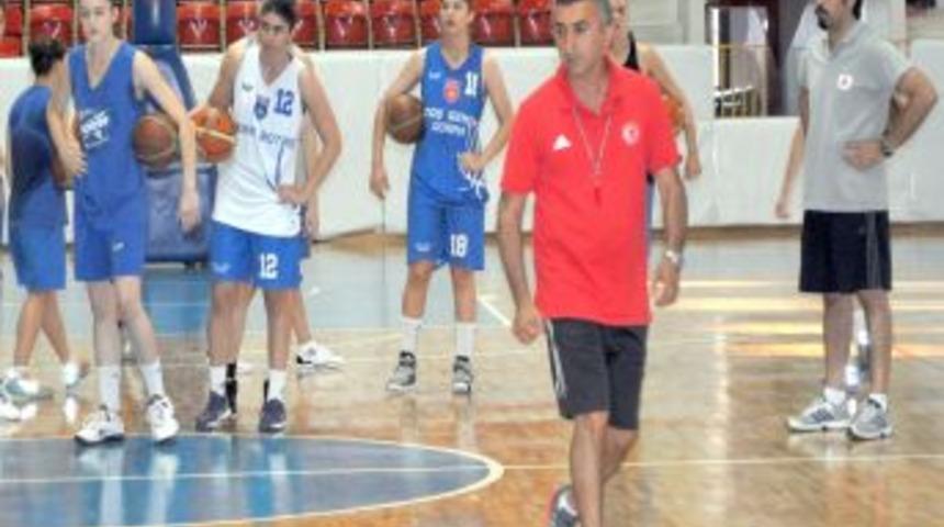 Adana Botaş Yeni Sezon Hazırlıklarını S&uuml;rd&uuml;r&uuml;yor