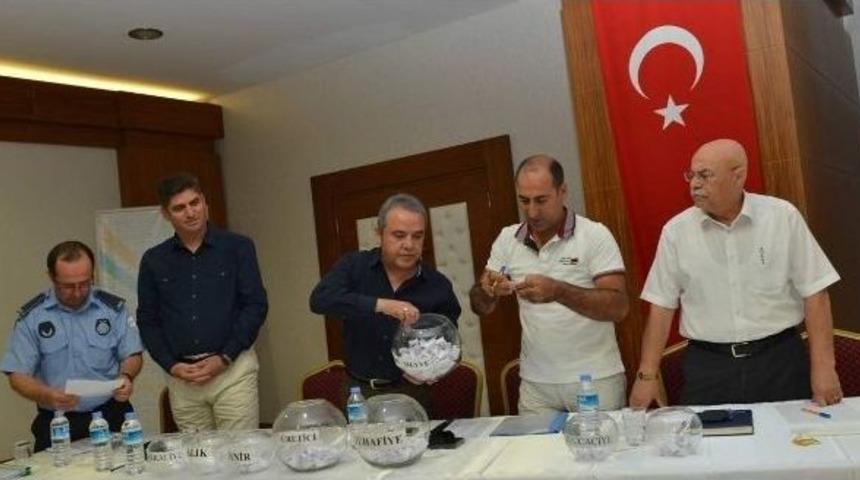 Pazar Yerinde Yer Tahsisi İ&ccedil;in Kura &Ccedil;ekildi
