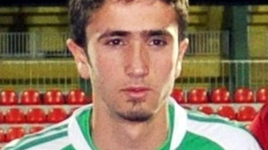 Ak&ccedil;akalespor, Galatasaraya 2 Futbolcu G&ouml;nderdi