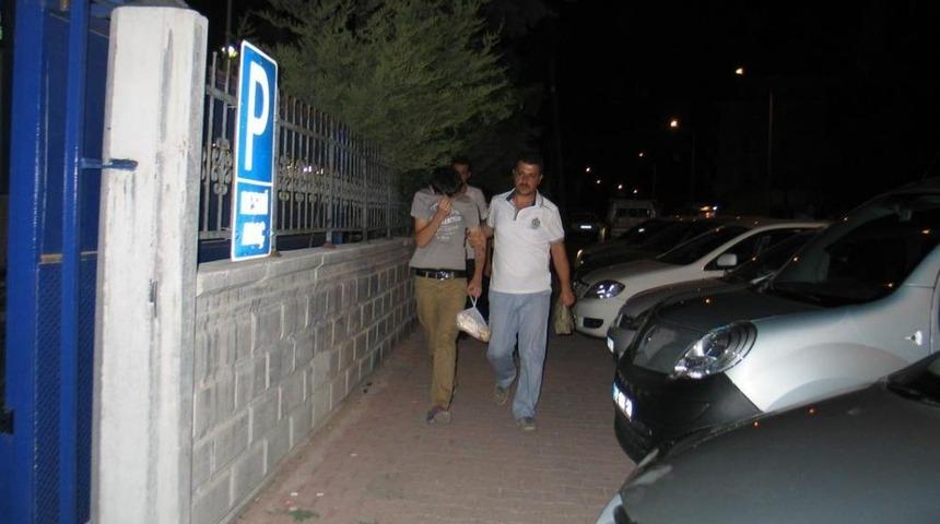 Patronun Cebinden Anahtarını Alıp Evini Soydular