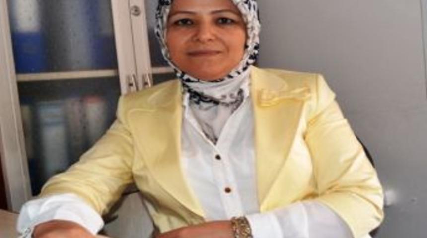 Suriye'deki Katliama Tepkiler S&uuml;r&uuml;yor