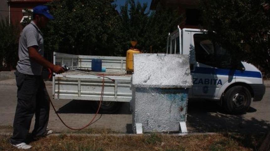 Kula Belediyesi'nden Temizlik Harekatı