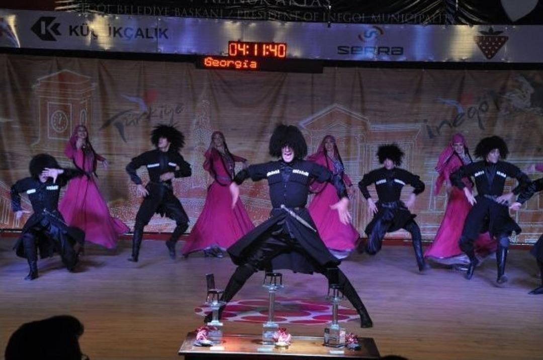 Altın Mobilya Halk Dansları Yarışmasında G&uuml;rcistan Ekibi 3. Kez Şampiyon