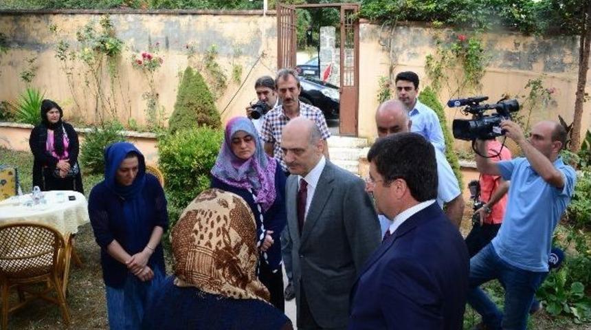 &Ccedil;evre Ve Şehircilik Bakanı Erdoğan Bayraktar Trabzon&rsquo;da