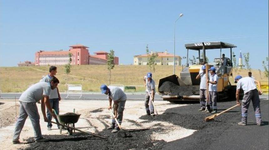 B&uuml;y&uuml;kşehir Belediyesi&rsquo;nin Asfalt &Ccedil;alışmaları
