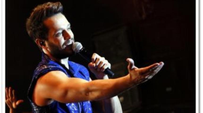 Murat Boz, Elazığlı hayranlarını coşturdu&rlm;