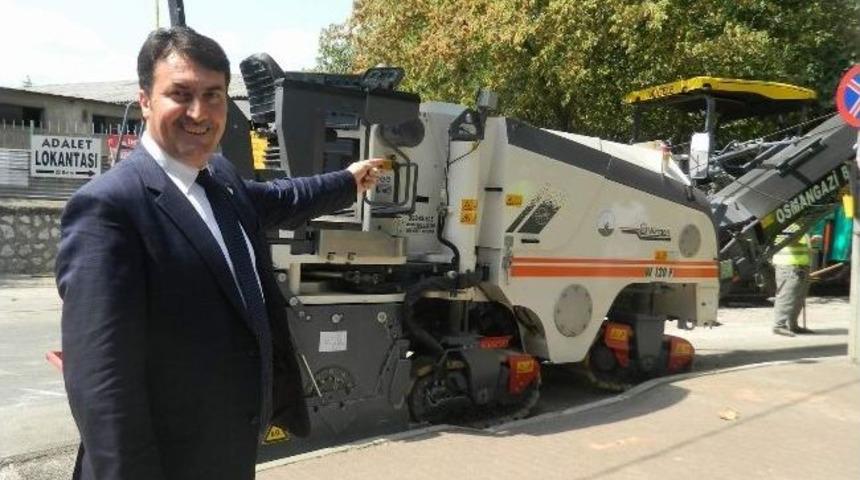 Osmangazi'de Yollardan S&ouml;k&uuml;len Asfalt Yeniden Kullanılacak