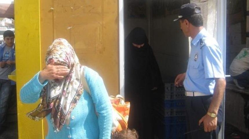 Kars&rsquo;ta Dilencilere Zabıta S&uuml;prizi