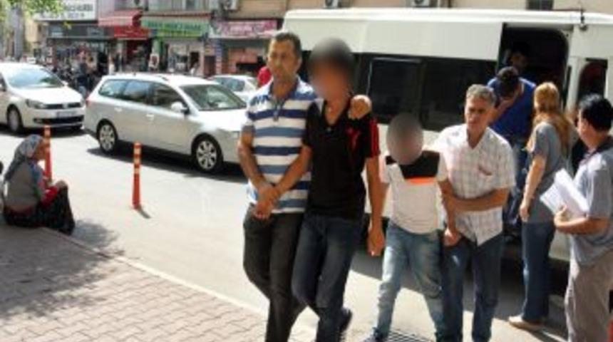 K&ouml;peğe Işkence Yaptıkları Ileri S&uuml;r&uuml;len 2 &Ccedil;ocuk Serbest Kaldı