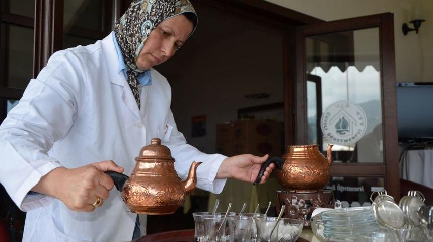 &Ccedil;ayeli'nde 'En İyi &Ccedil;ay Demleme Ve Sunum Yarışması'