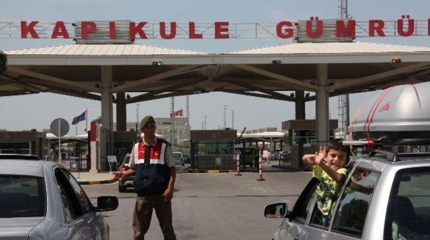 Kapıkule Kilitlendi