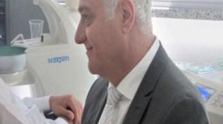 'Ağız Kokusunun En &Ouml;nemli Nedeni, Ağız Ve Diş Bakımına Dikkat Edilmemesi'