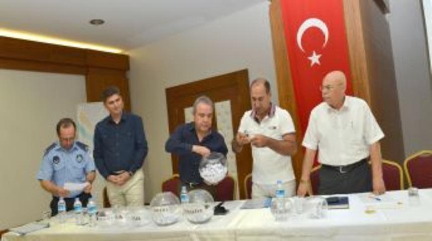 Siteler’deki Kapalı Pazar Yeri Yenilendi