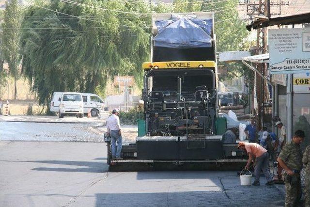 Bozüyük'te Asfaltlama Çalışmaları